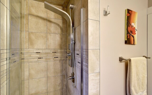 Beautiful Rodee Homestay -west Kelowna