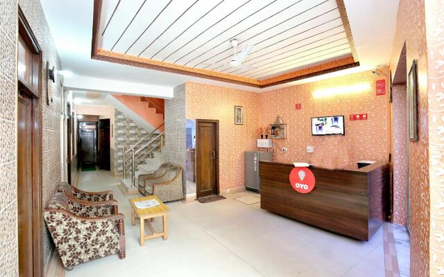 OYO 9229 GMG Hotel