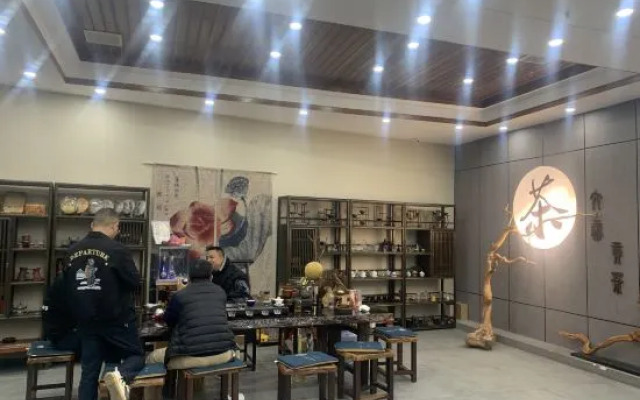 Dragon Hotel and Resorts