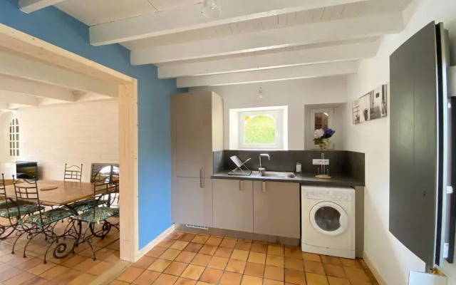 Charming Cottage Near Mont St. Michel Bay