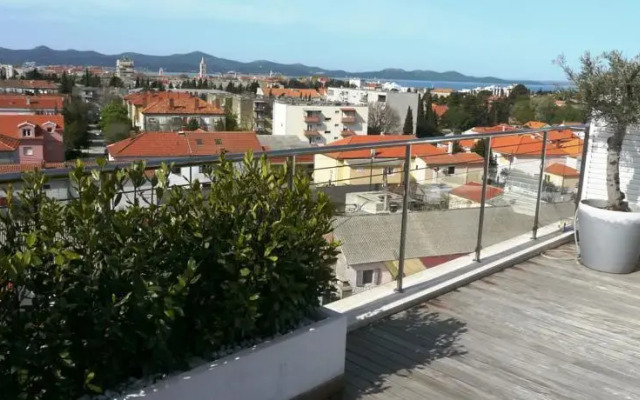 Apartment Zaralux