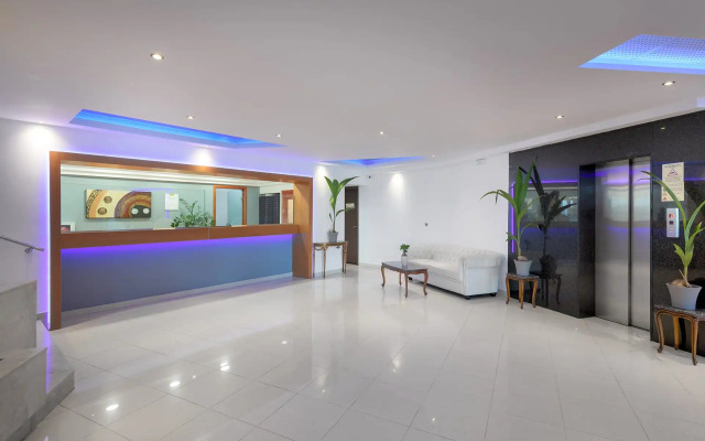 Oceanis Park Hotel