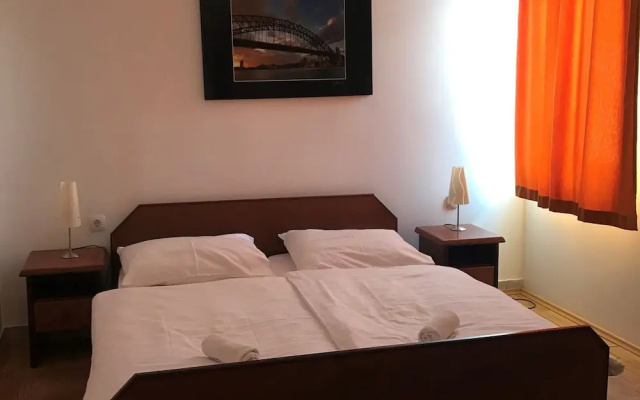 Simplistic Apartment in Poreč With Swimming Pool - Apartment in Porec - Photo 2