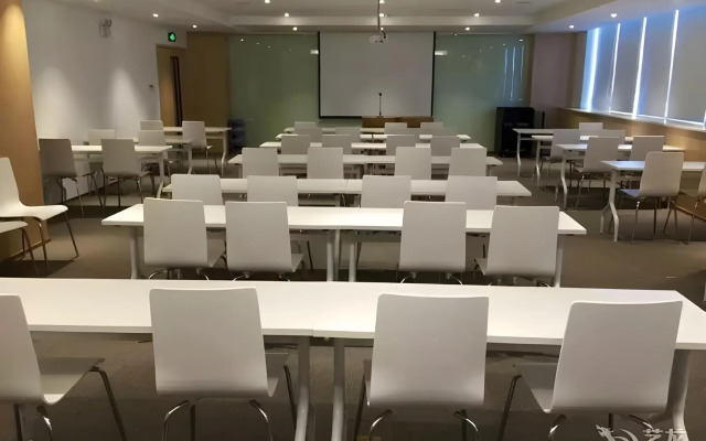 Ji Hotel