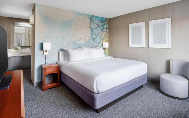 Courtyard Roseville Galleria Mall/Creekside Ridge Drive