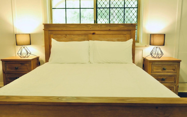 South Freo Bungalow The Hidden sanctuary with Spa Bath