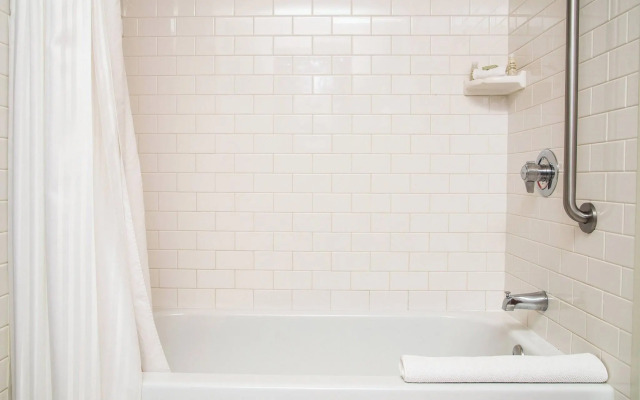 Renaissance Minneapolis Hotel, The Depot