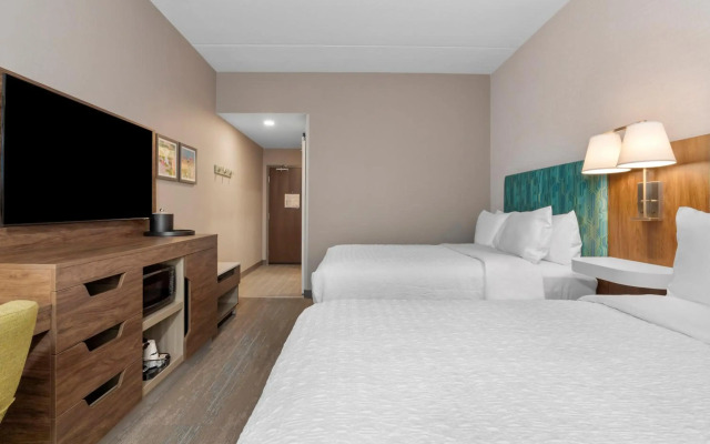 Hampton Inn By Hilton Cornwall