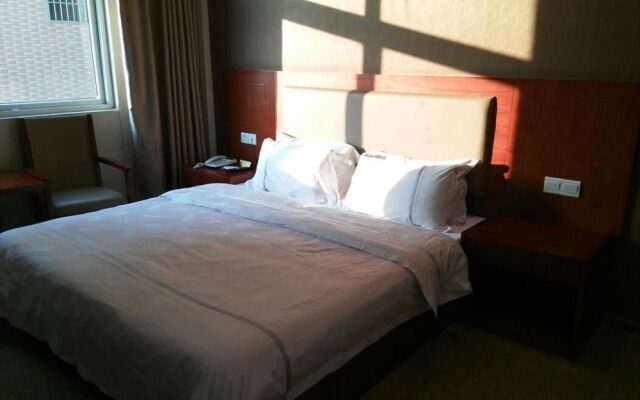 帝濠大酒店(河源亚洲第一喷泉店)