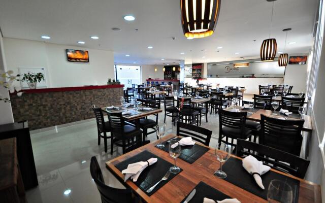 Diamond Plaza Hotel