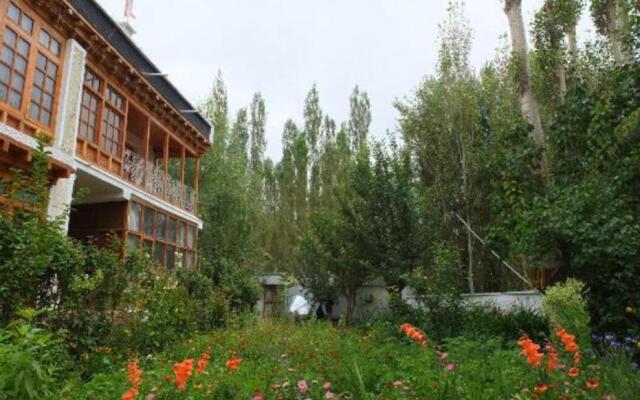 Hotel Ladakh Greens
