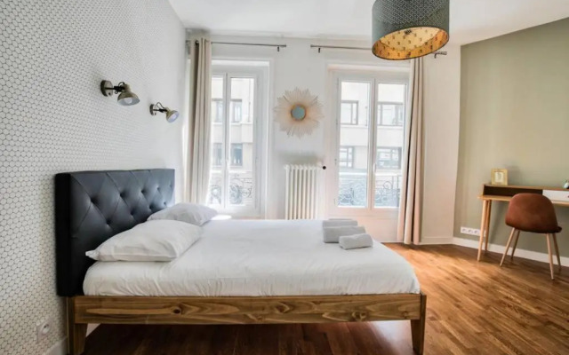 Appartement Lumineux proche de Saint-Lazare - 8P