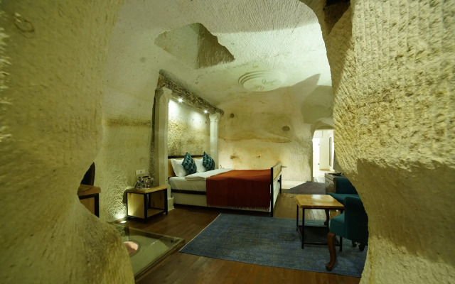 Taru Cave Suites