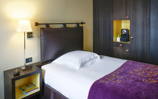 Eastwest Hotel – Guest Rooms – Geneva