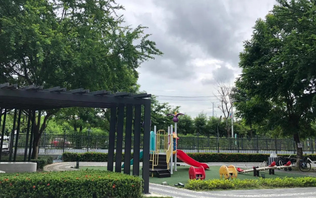Plum Condo Rama 2 Bangkok for short-term rent