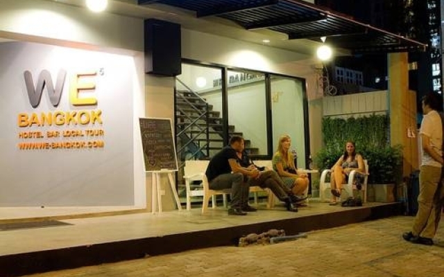 We Bangkok Hostel