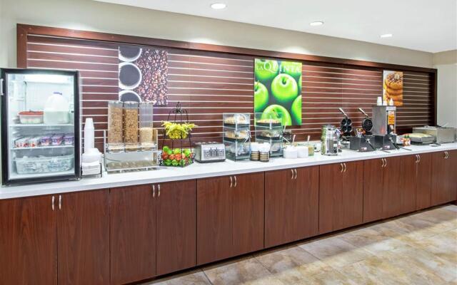 La Quinta Inn & Suites by Wyndham Ruidoso Downs