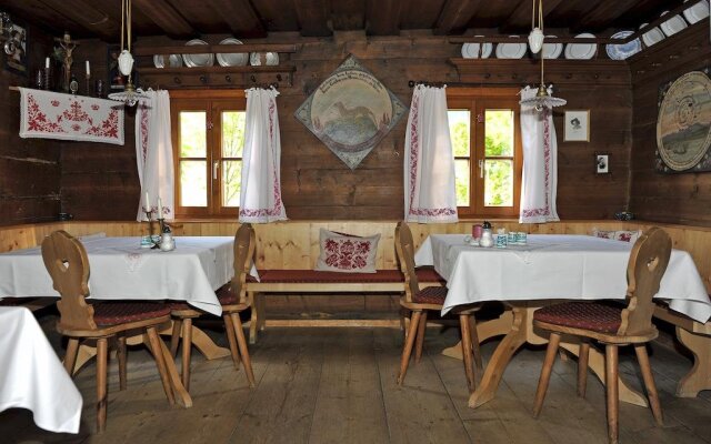 Hotel-Pension Ladner am Grundlsee