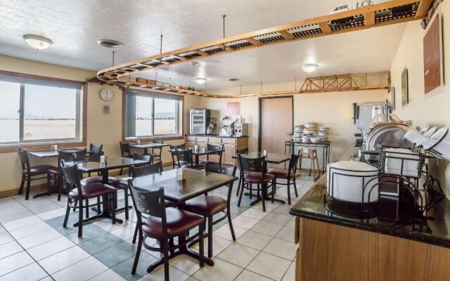 Quality Inn & Suites Fillmore I-15