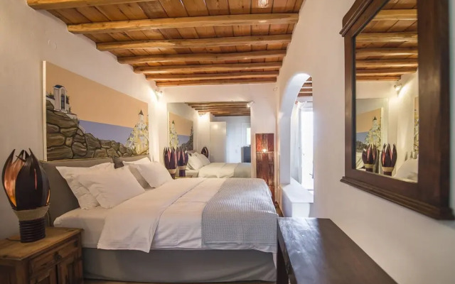 Mykonos Psarrou villa for 18 persons by VillaRentalsgr