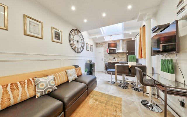 38 Atelier Mona Lisa