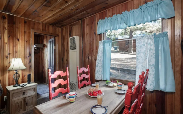 Pine Cabin by Vtrips