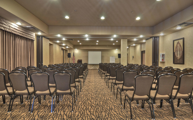 Holiday Inn Express San Diego South - Chula Vista by IHG