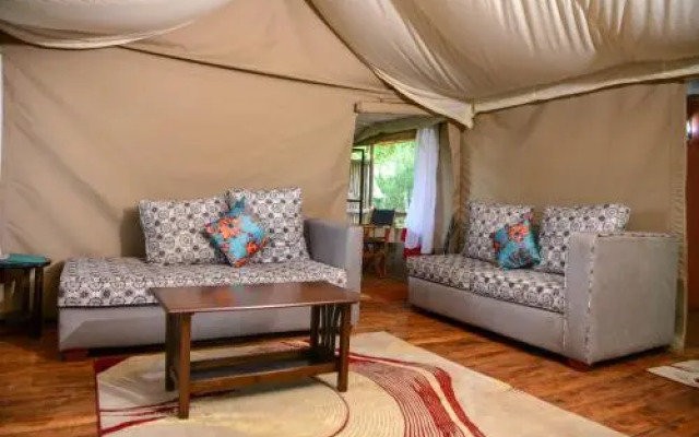 Oldarpoi Mara Camp