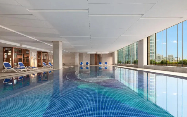 Crowne Plaza Beihai Silver Beach