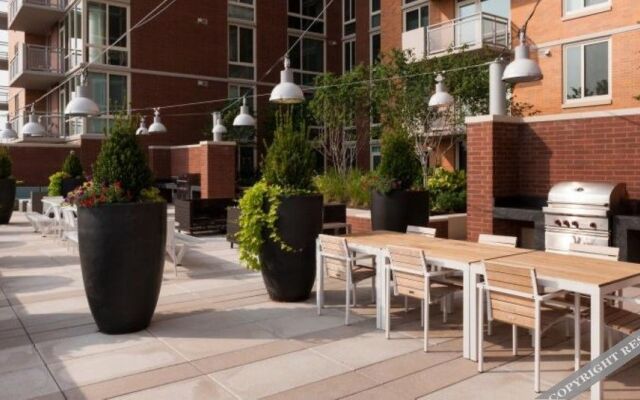 Global Luxury Suites at Spring Hill