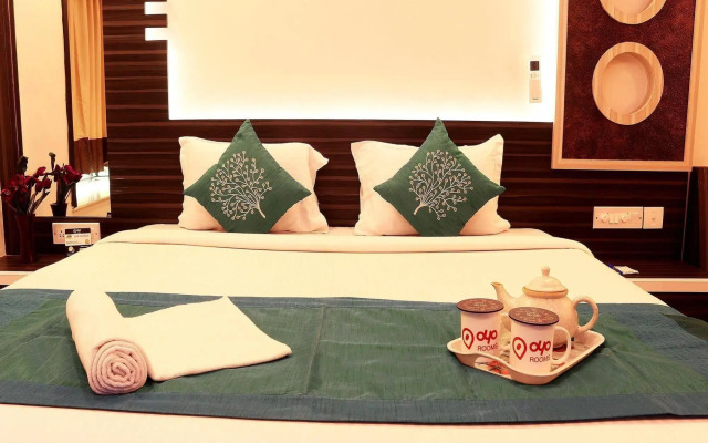 Hotel Narayani Enclave near Acropolis Mall kasba