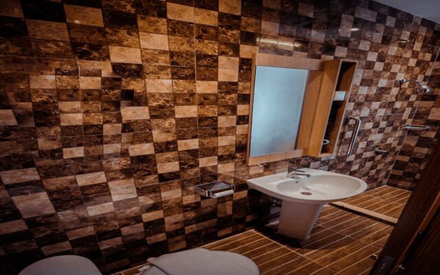 Petit Boutique Hotel