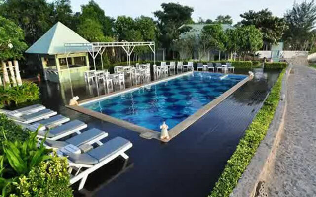 Sea Sky Beach Resort