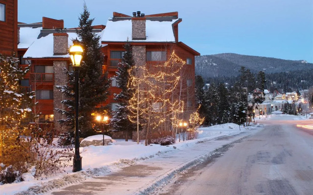 Pine Ridge Condominiums