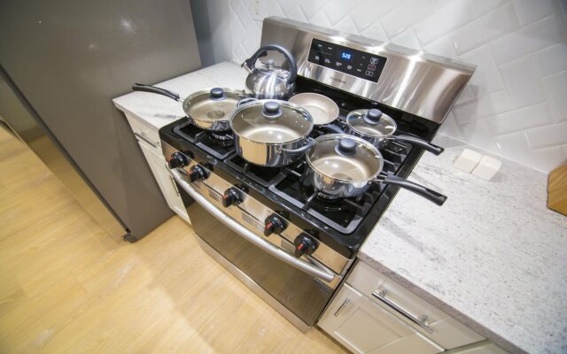 Los Angeles RoomRentals LAX