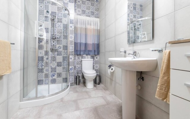 Miris Cosy 3 Bedroom Maisonette-near Marsaskala Seafront