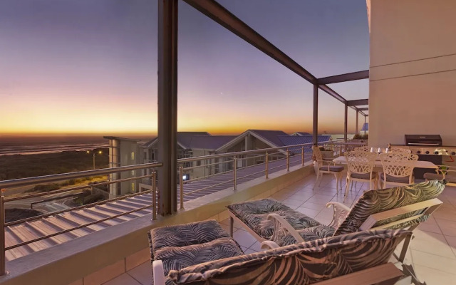 Penthouse F23 Seaside Village