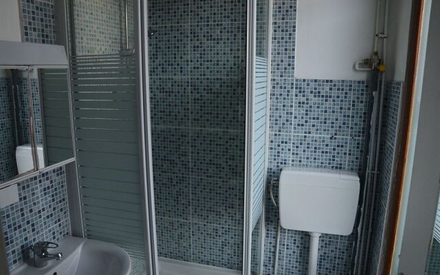 Phenicio Hotel Studios Paris Montrouge