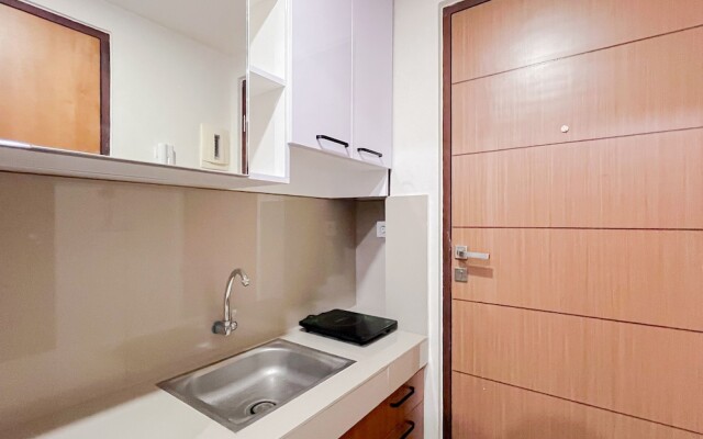 Scenic Studio Apartment At Vida View Makassar