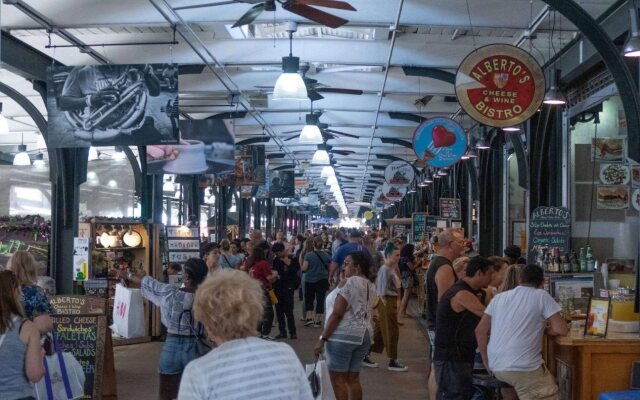 Frenchmen Orleans 519