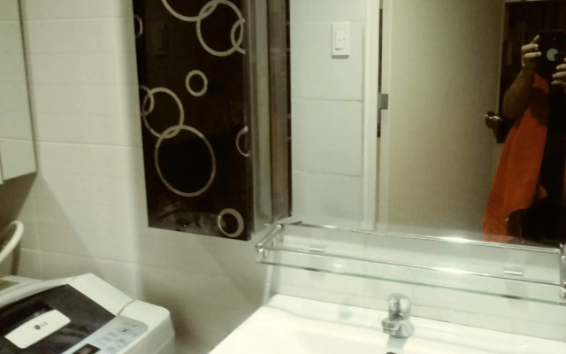 JJTT MOA Condo Rental