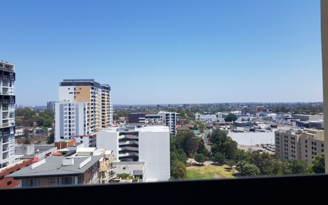 Parramatta Hotel in Mantra Building