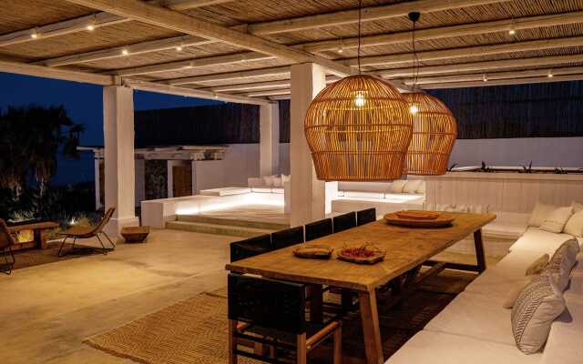 Crystalia Beach House