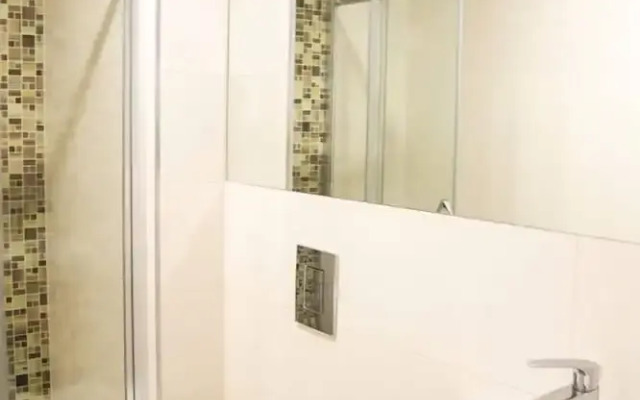 Rose suites and rooms