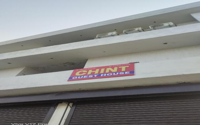 SPOT ON 82192 Chint Guest House