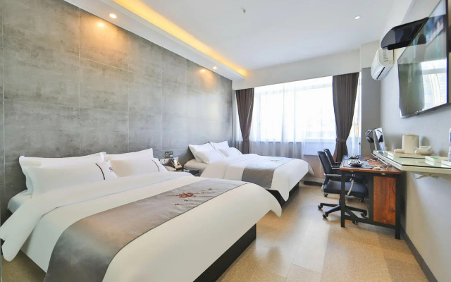 Yanji Charles Hotel