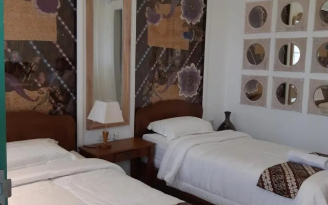 Rumah Jawa Guest House (Syariah)