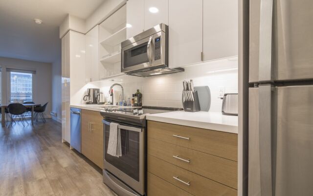 Domicile Suites at Mark on 8th