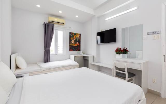 White Diamond PN Hotel