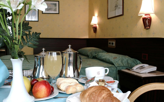 Hotel Leonardo Da Vinci